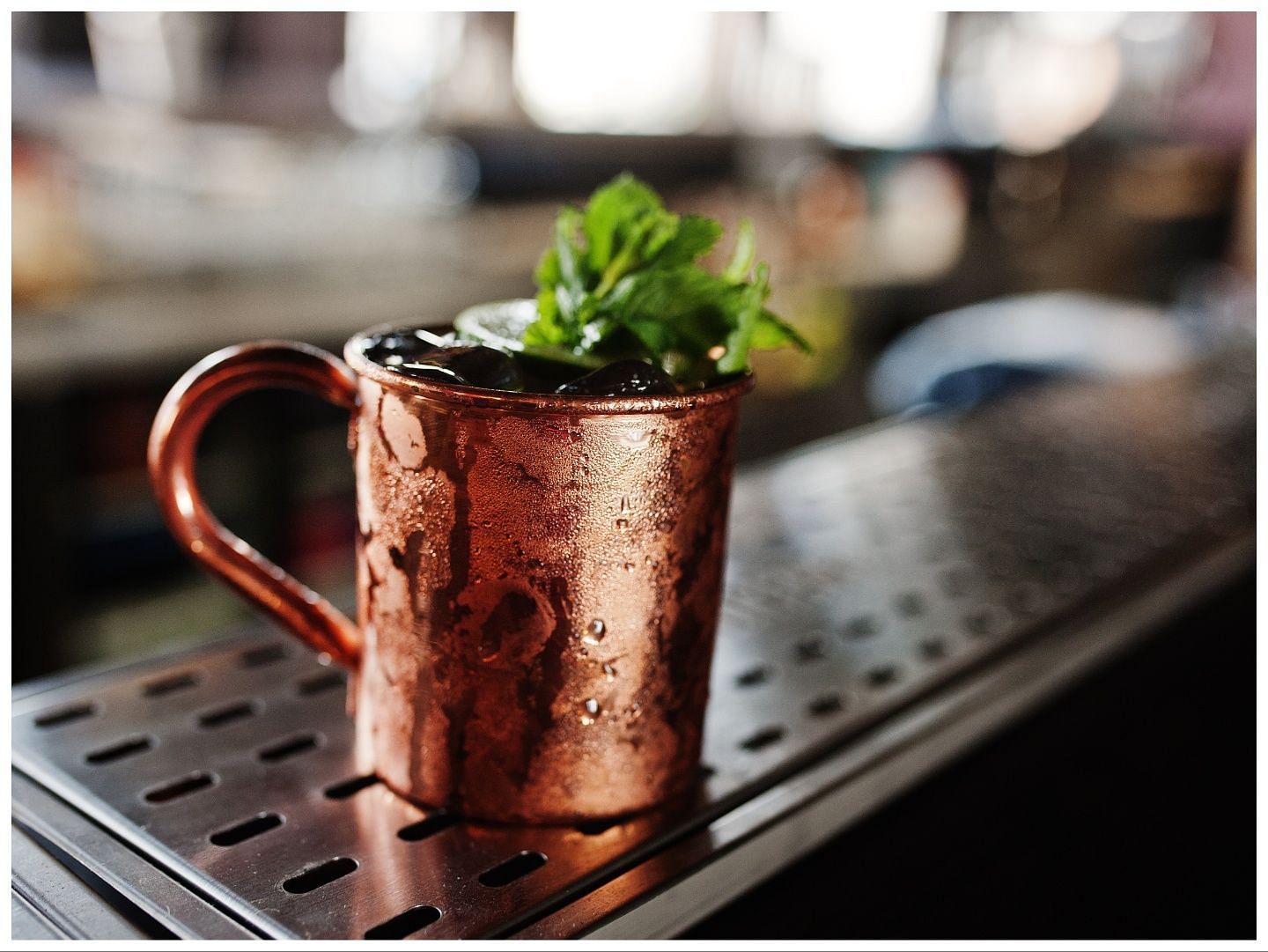 Drinking water in copper should be monitored (Image via Vecteezy)